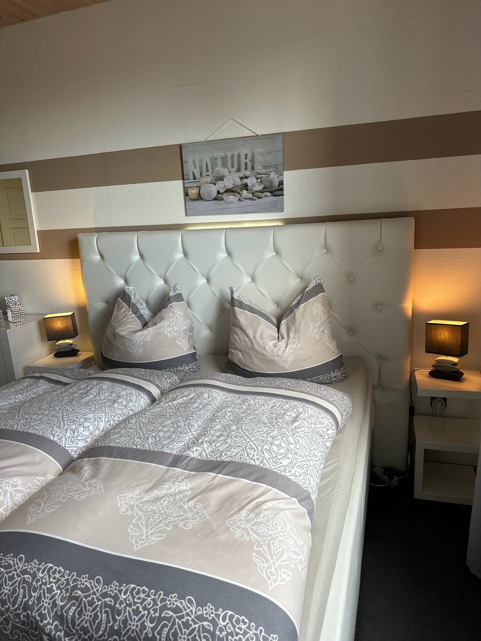 46F48CA0-7729-4FF2-881E-7AB83B95977E